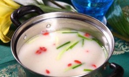 勾兑高汤爆料视频大全,视频大全带你探秘餐饮行业黑幕